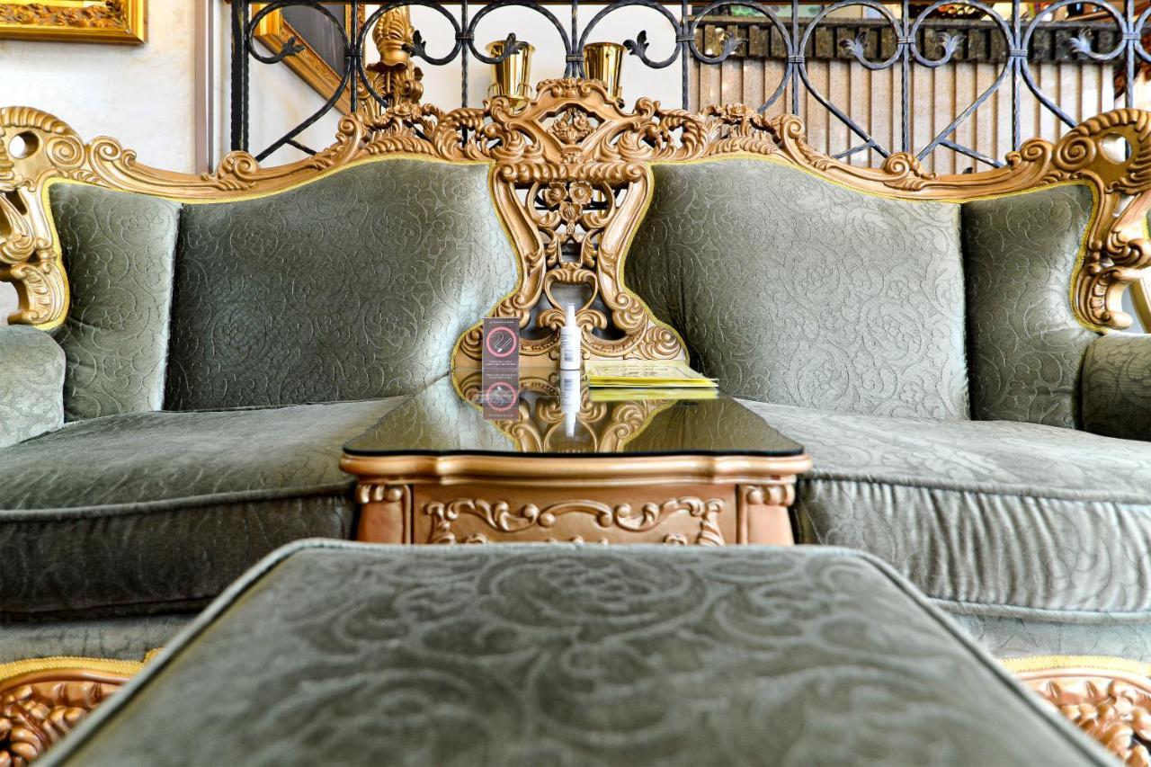 Premier Prezident Garni Hotel And Spa เซรมสกี คาร์ลอฟซี ภายนอก รูปภาพ