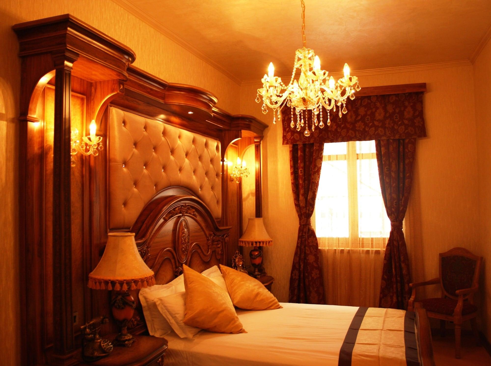 Premier Prezident Garni Hotel And Spa เซรมสกี คาร์ลอฟซี ภายนอก รูปภาพ