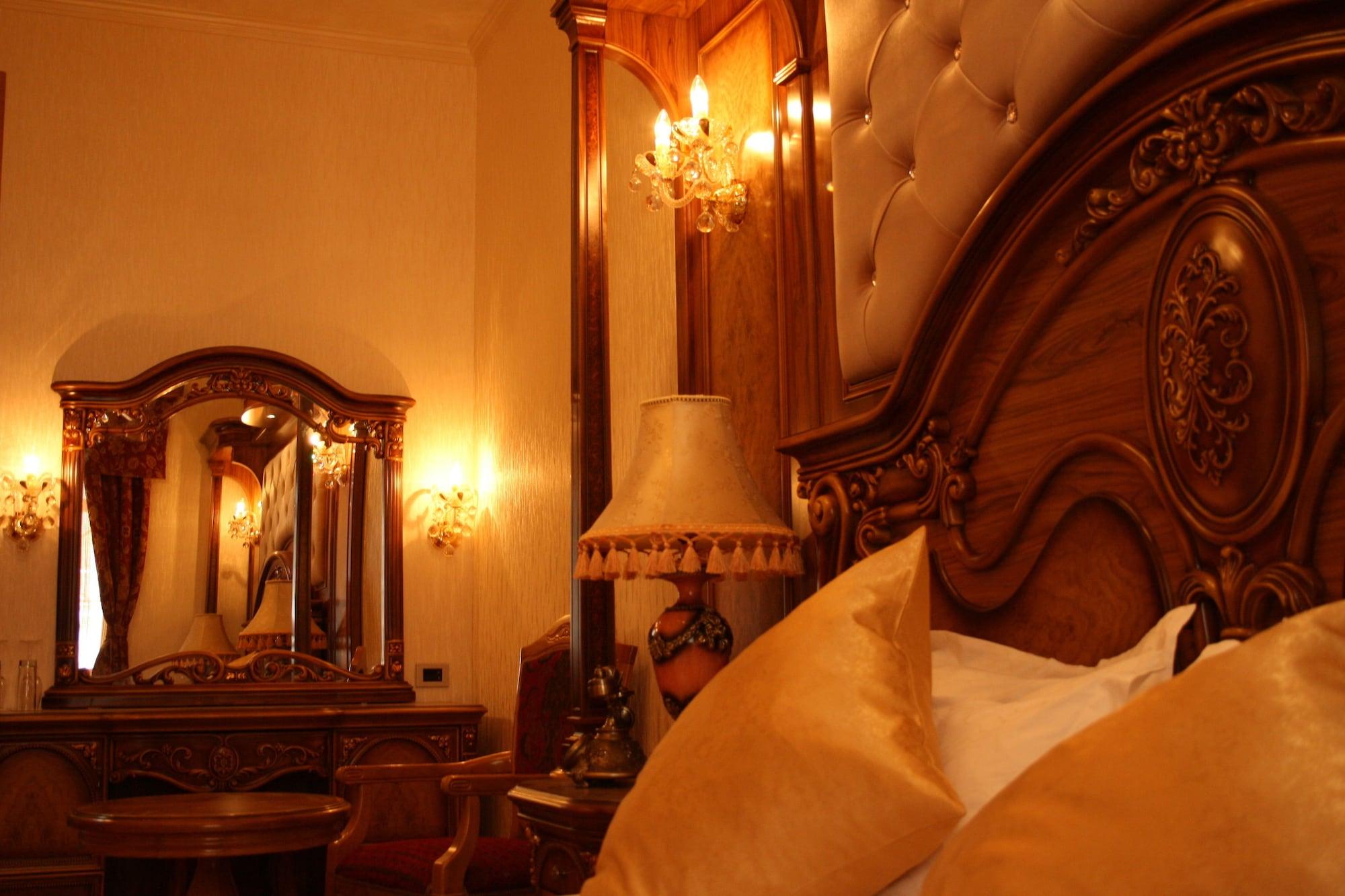 Premier Prezident Garni Hotel And Spa เซรมสกี คาร์ลอฟซี ภายนอก รูปภาพ